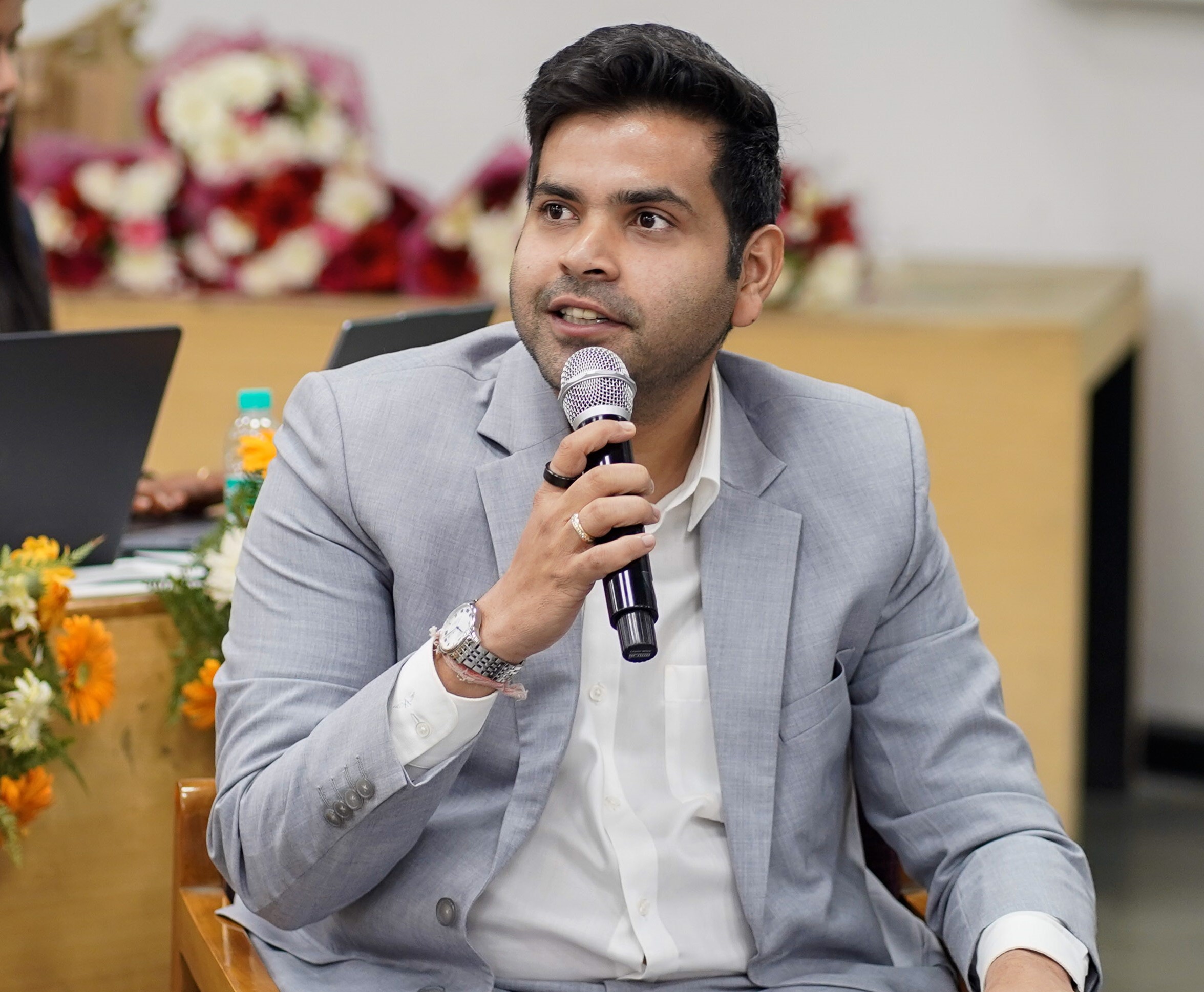 Mr. Abhinav Vijayvargiya